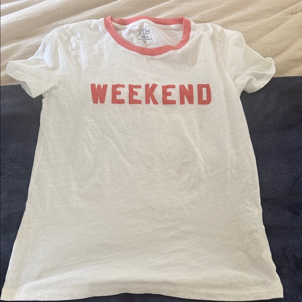 White and Pink T-Shirt with 'WEEKEND' Print